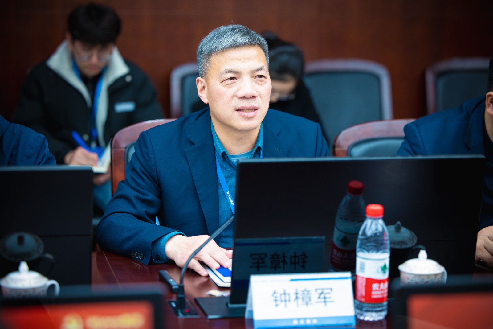 1678947618141707QVXb.jpg 1678947618141707QVXb.jpg