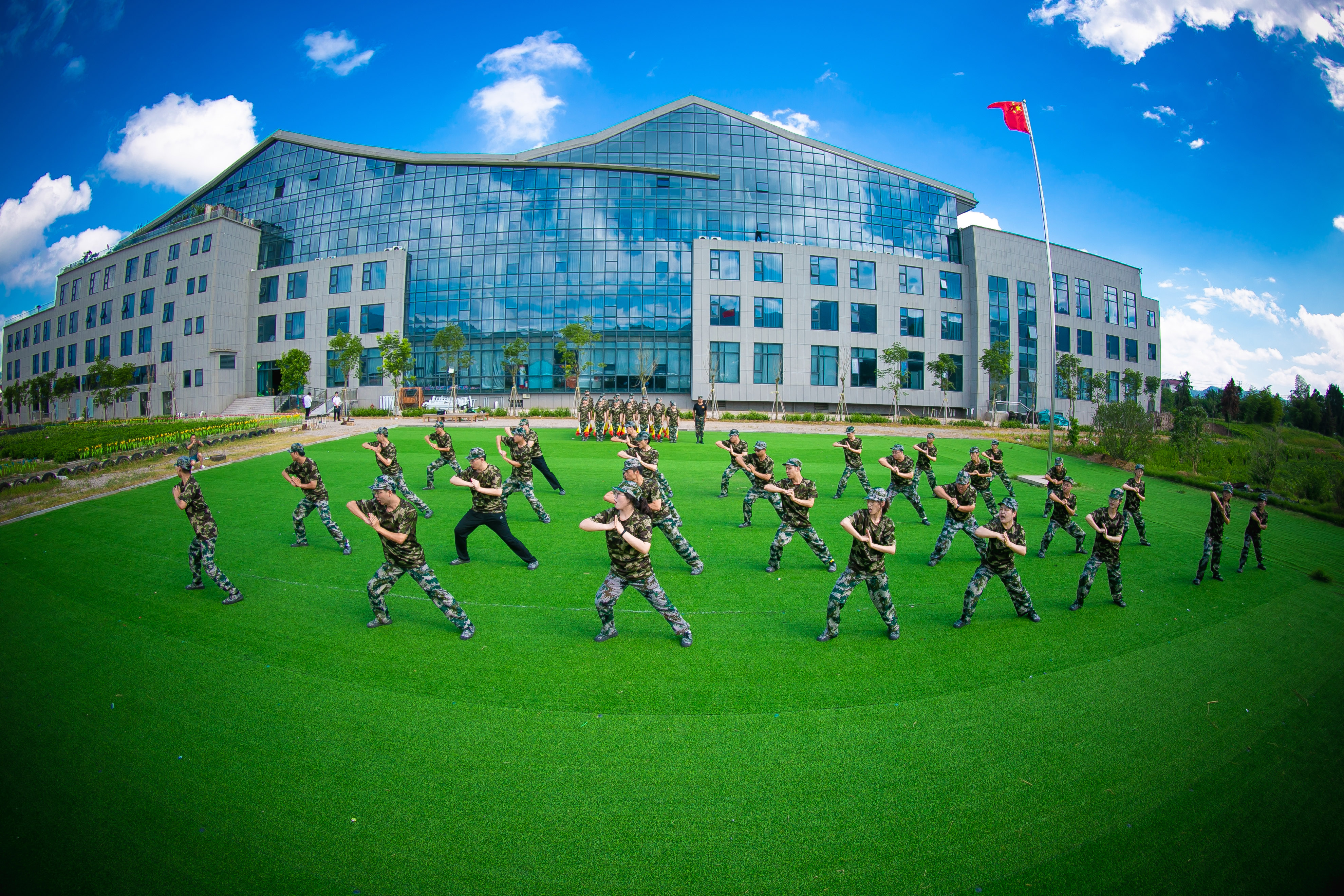 16902696684458892uFQ.jpg 16902696684458892uFQ.jpg