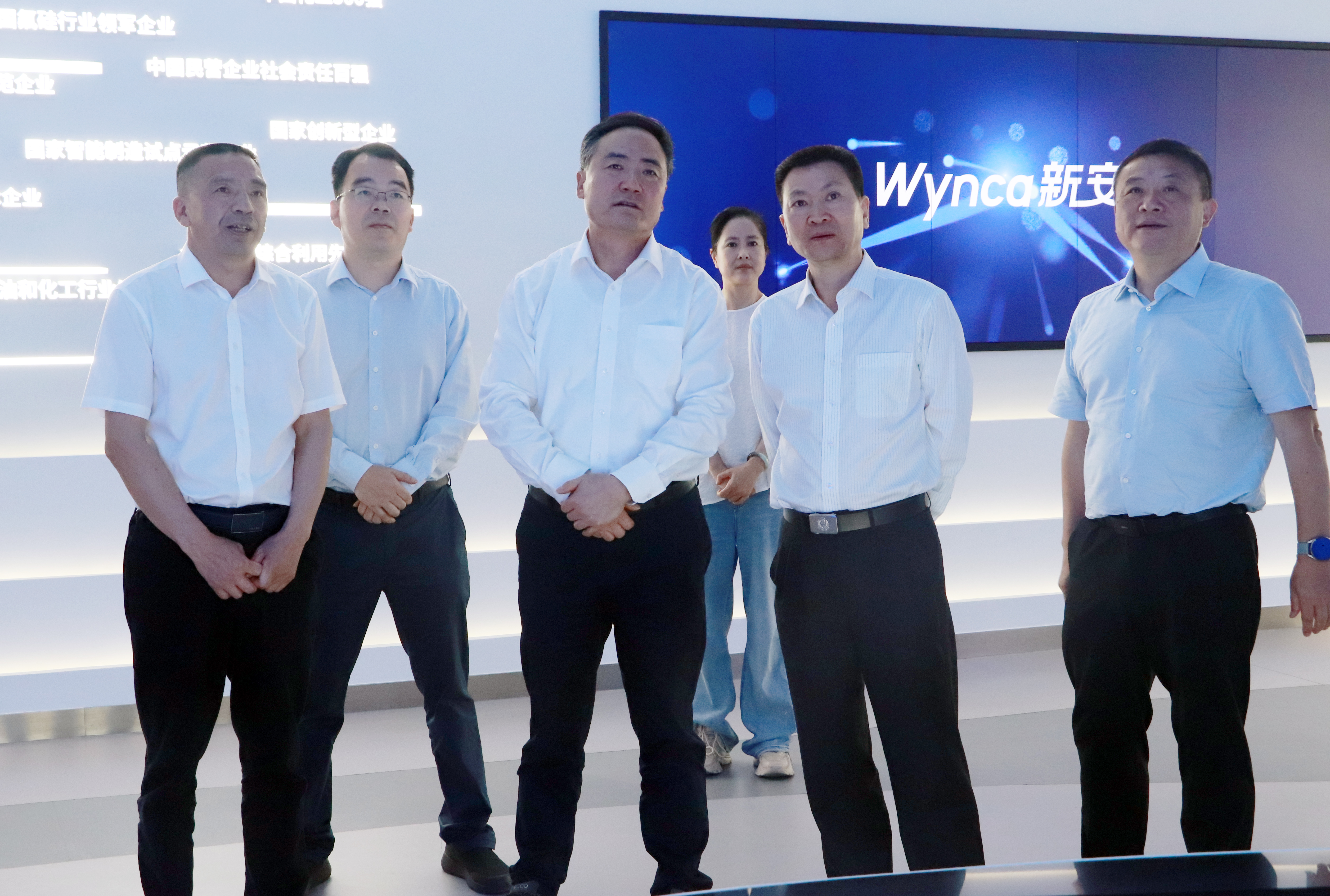 1715586337971028qyFT.jpg 1715586337971028qyFT.jpg