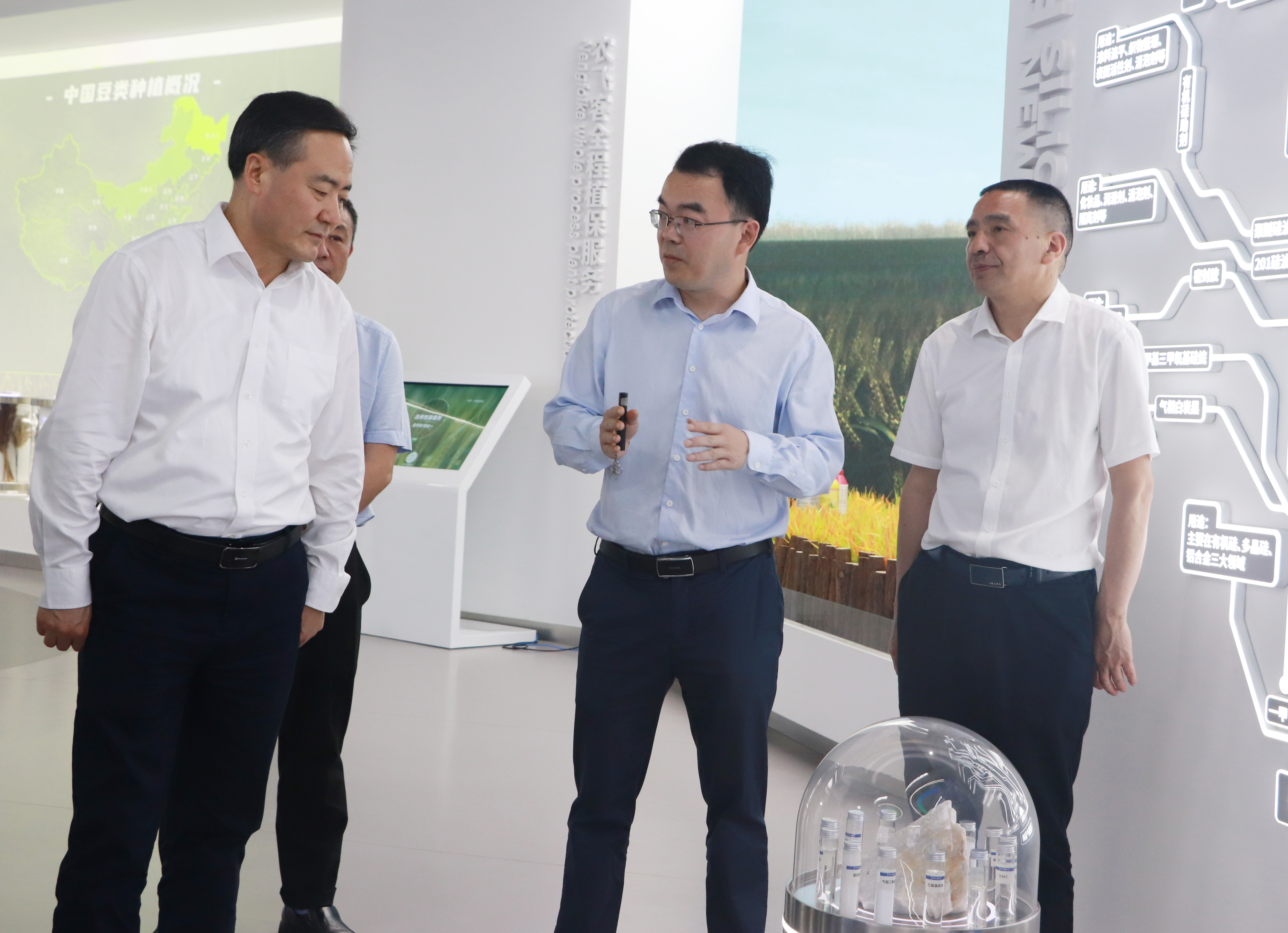 1715586387385545bDGO.jpg 1715586387385545bDGO.jpg