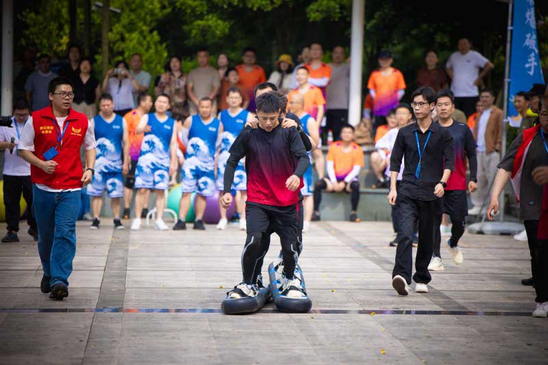 1749023866232207bLIH.jpg 0I4A7748.jpg